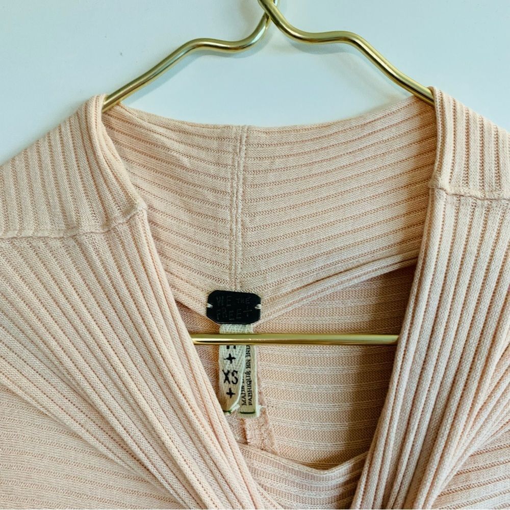 FREE PEOPLE Lover Rib Split Back Pullover Top - Picture 5 of 5